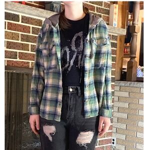 SO Plaid Hooded Flannel Shirt Relaxed Green Size Small Grunge Gorpcore Cabin